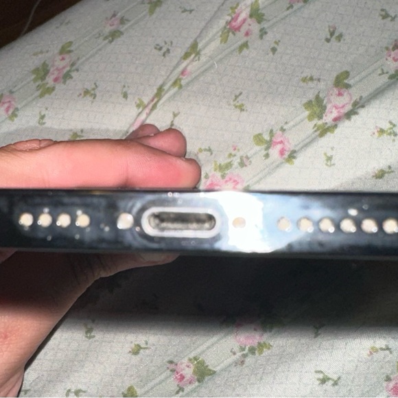 iPhone 12 Pro Max Unlocked - Picture 6 of 13